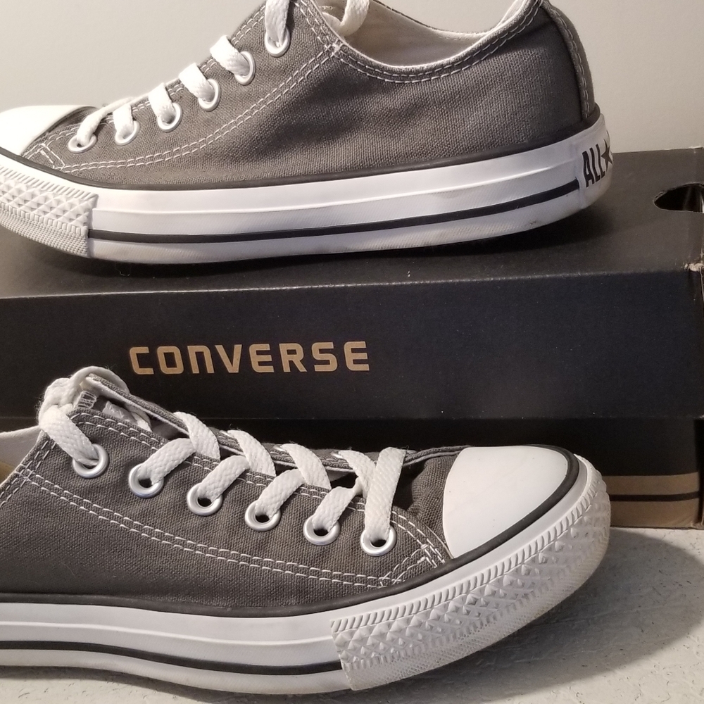 Converse sneakers in charcoal grey size 7